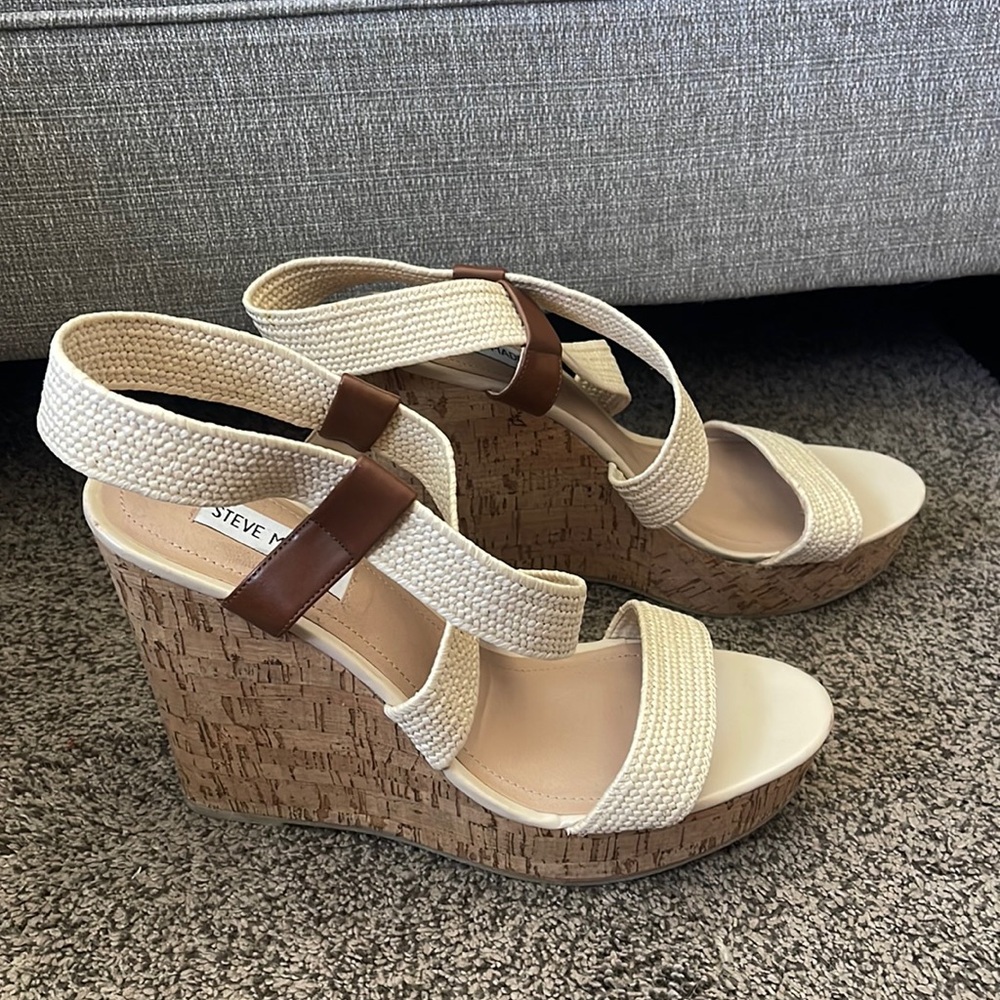 • women’s steve madden elika wedge sandals •